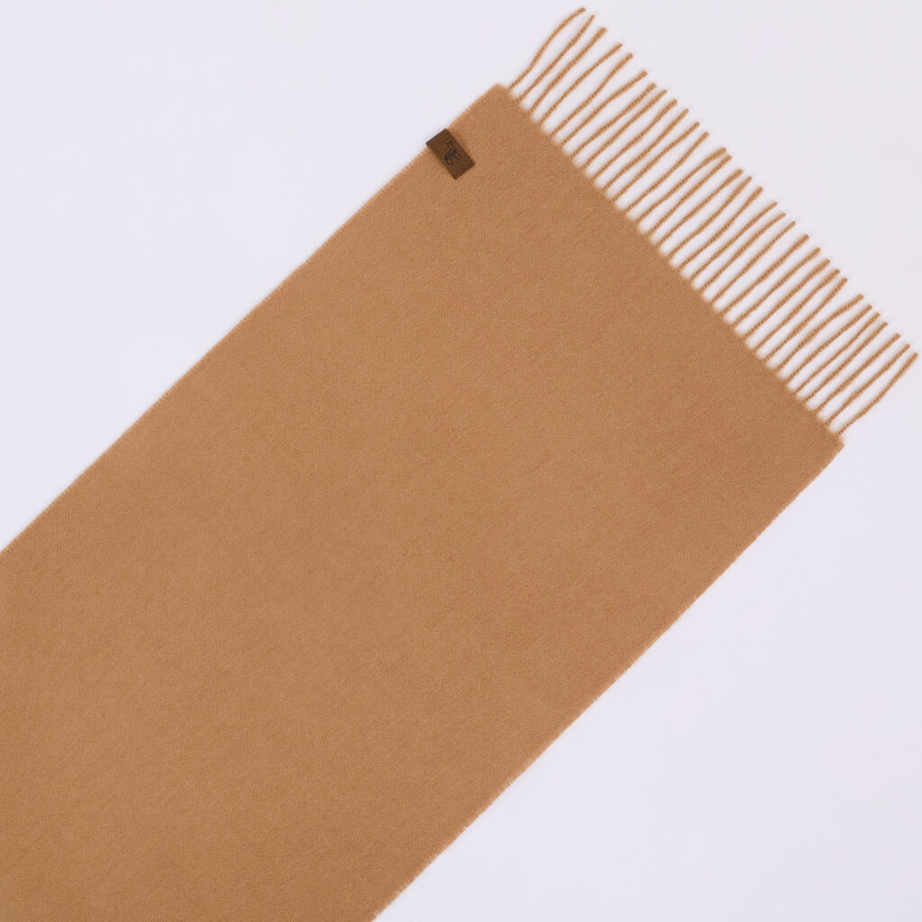 Kapučino spalvos šalikas