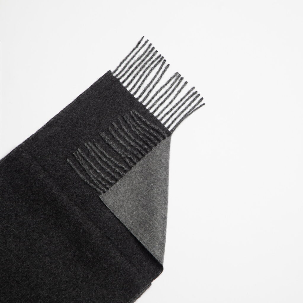 dvipusis-tamsiai-pilkos-pilkos-spalvos-salikas-163-1