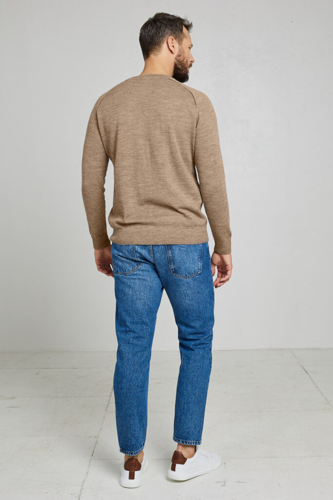 Lengvas megztinis Jorge, kakavos spalvos1