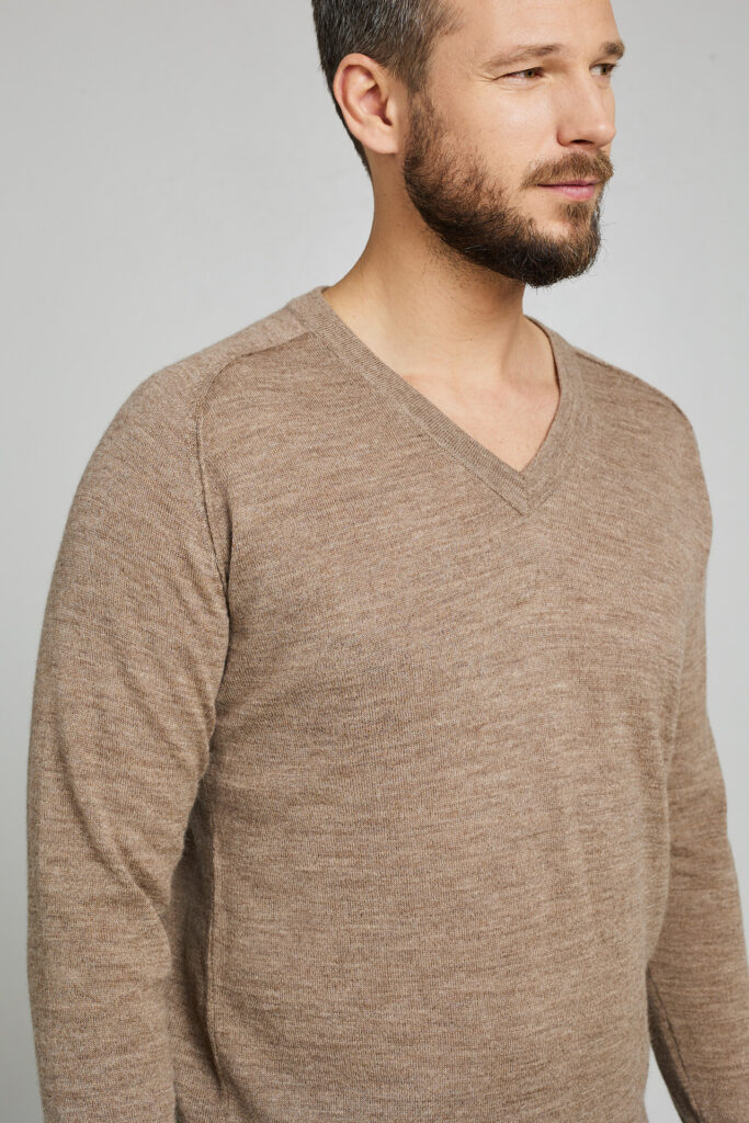 Lengvas megztinis Jorge, kakavos spalvos5