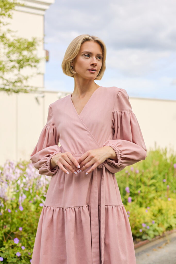 Lininė suknelė pūstomis rankovėmis Nusta, rožinės spalvos3