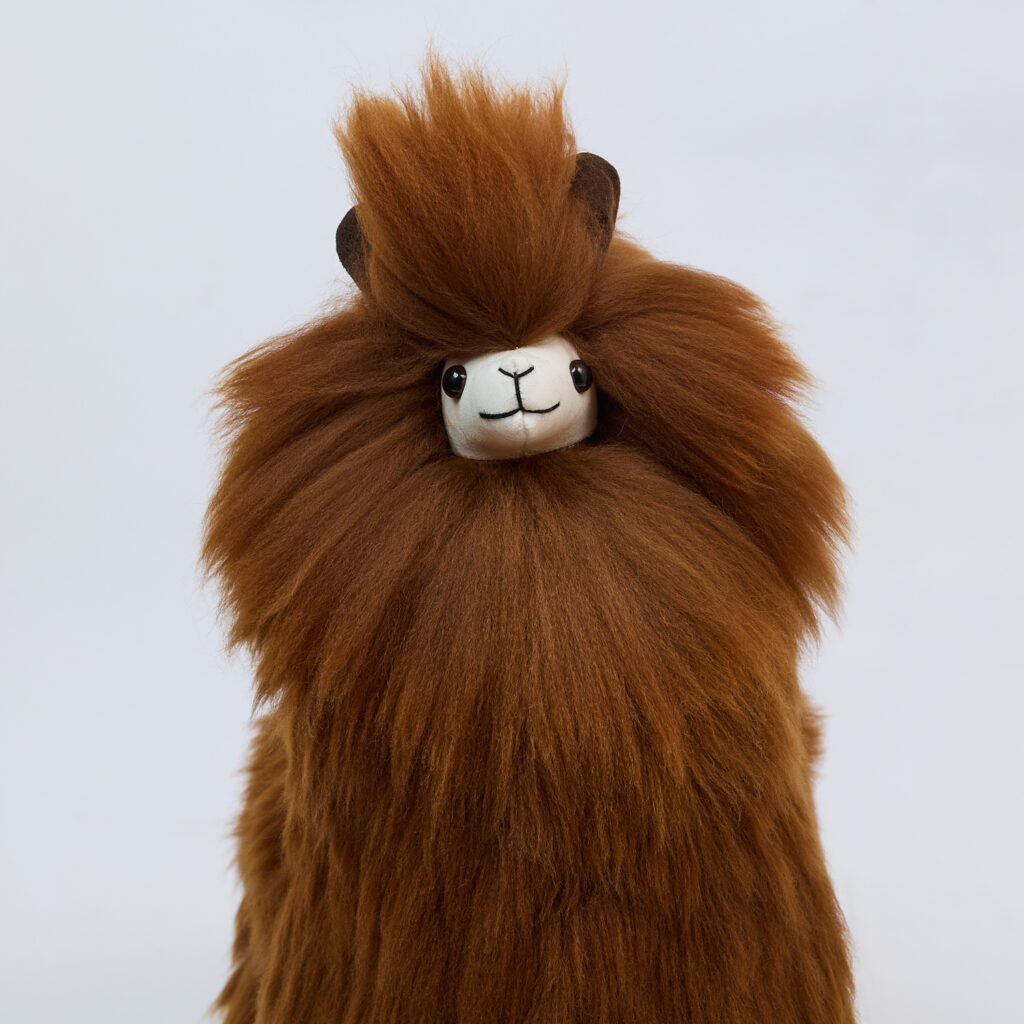 Alpakiukas Colbert, karamelinės spalvos (50 cm)