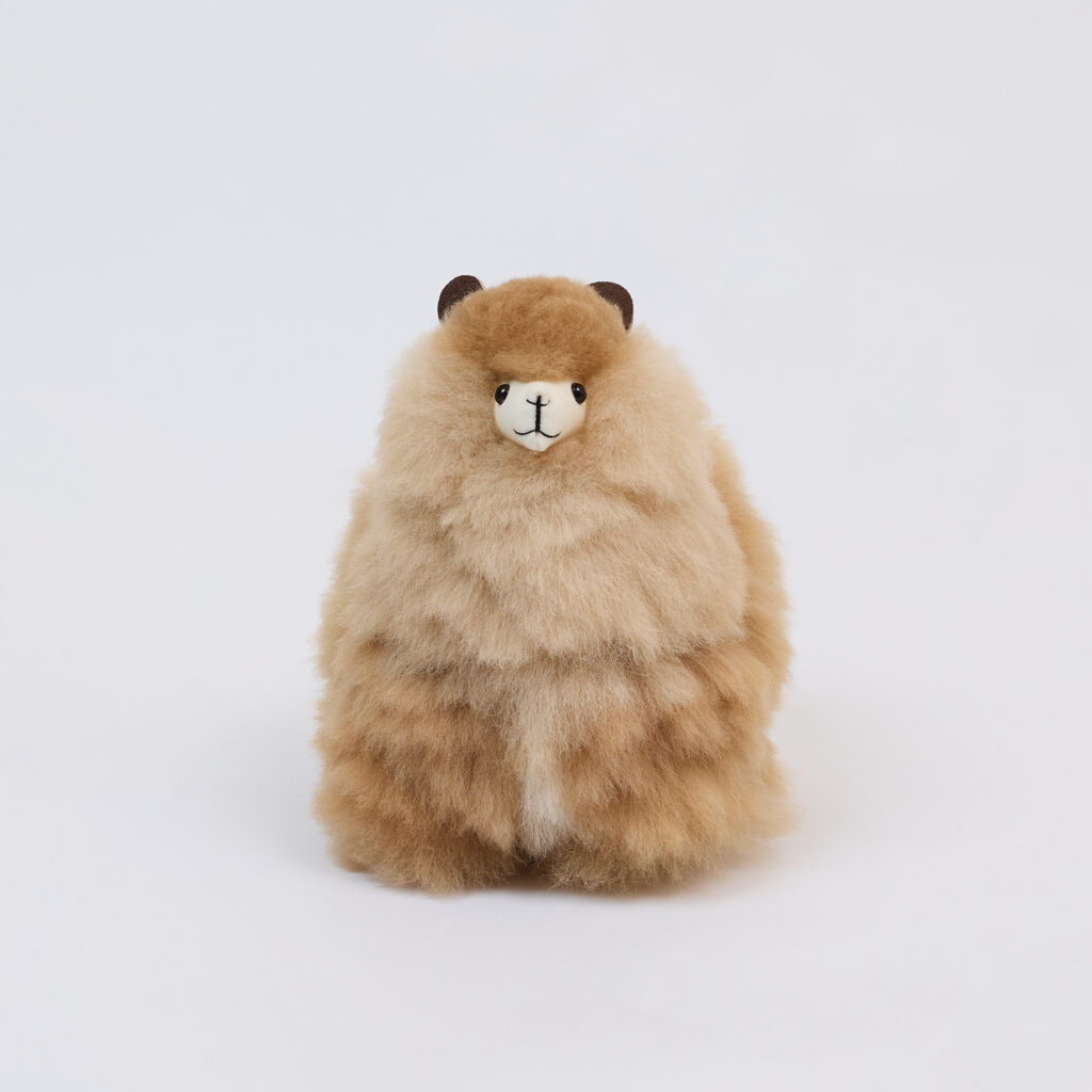 Alpakiukas Renzo, smėlio-vanilės spalvos (23 cm) (1)