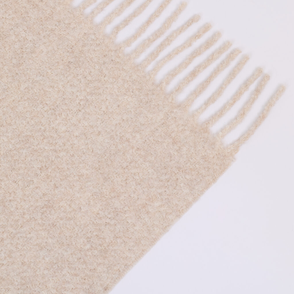 Boucle“ audinio alpakos-šilko šalis, šampano spalvos3 (1)