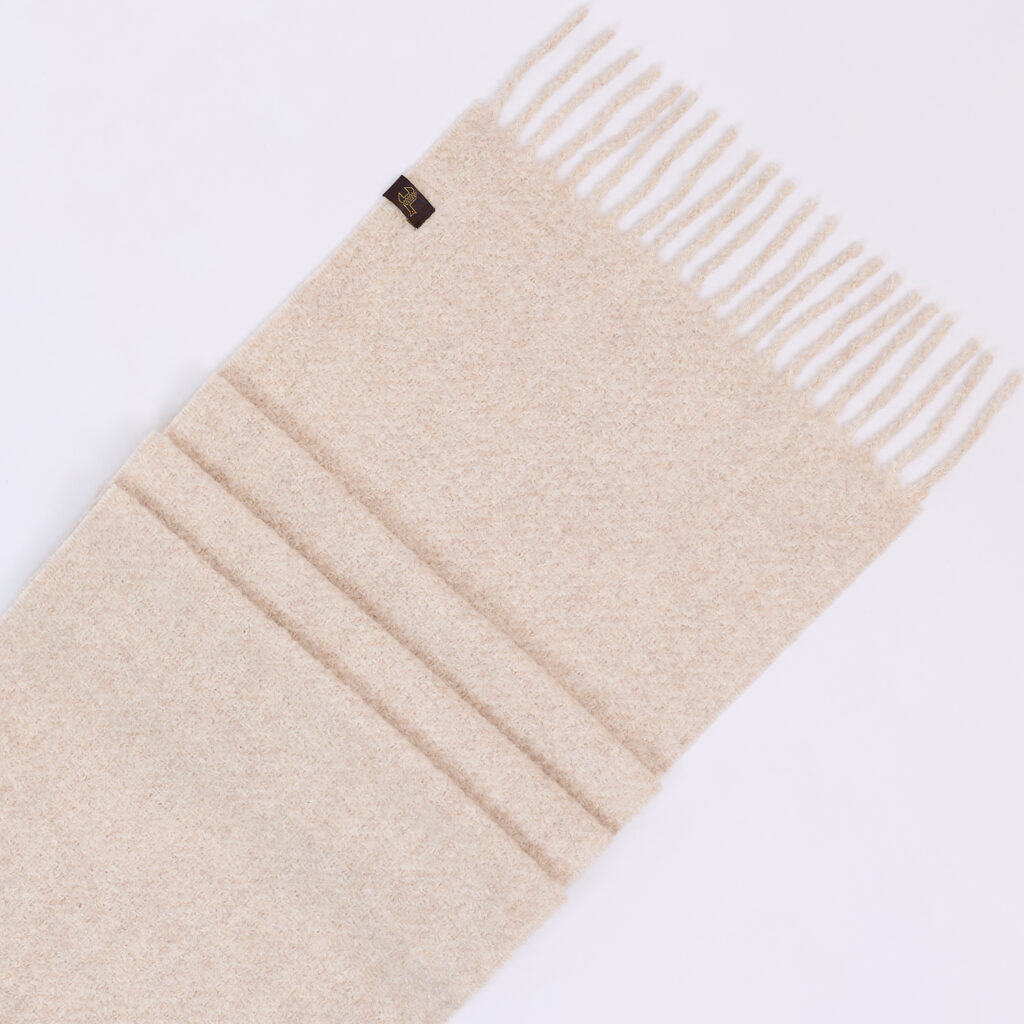 Boucle“ audinio alpakos-šilko šalis, šampano spalvos4 (1)