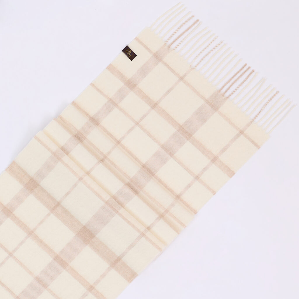 Languotas šalikas, vanilės spalvos su smėlio juostelėmis4