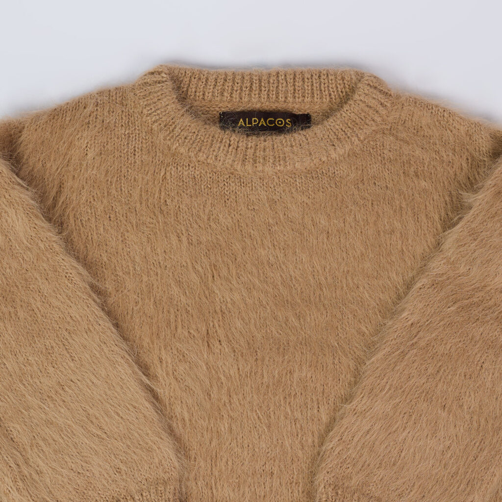 Ilgo plauko megztinis, smėlio spalvos (5)