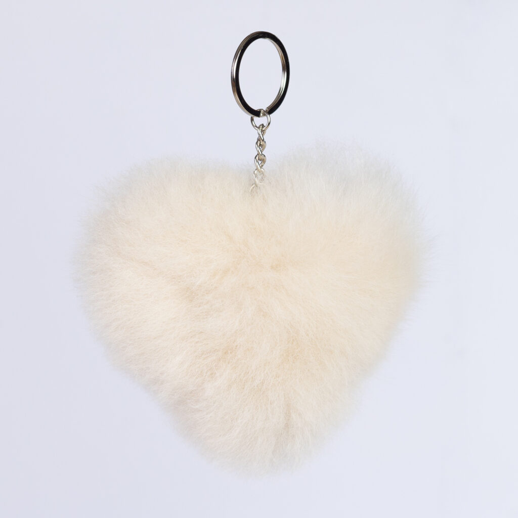 Pakabukas ,,Love'' smėlio sp