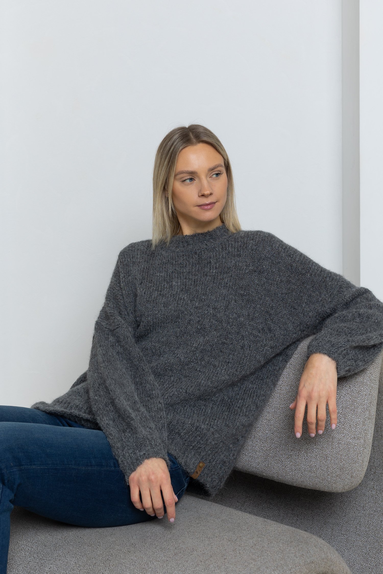 Megztinis pūstomis rankovėmis Stella - Image 13