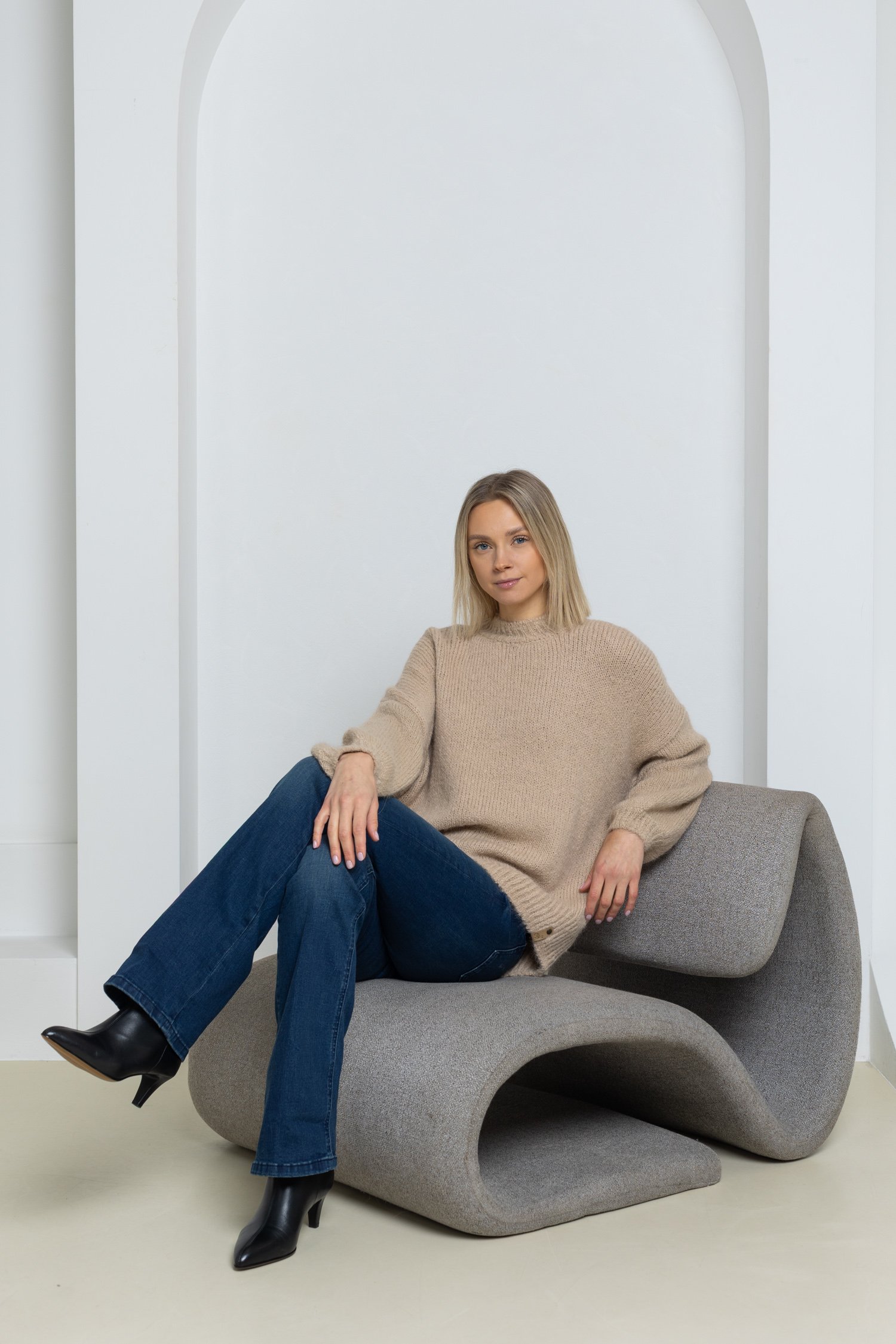 Megztinis pūstomis rankovėmis Stella - Image 49